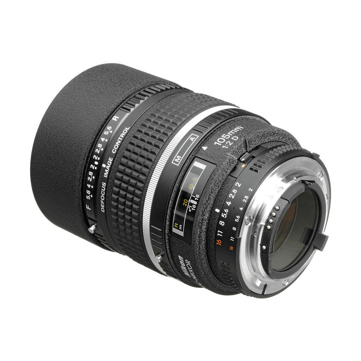 Nikon AF DC-Nikkor 105mm f/2D Lens - back mount