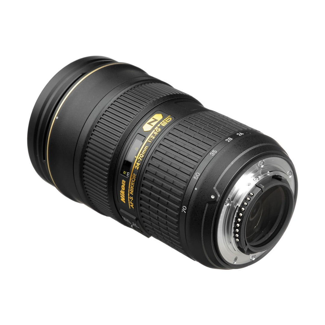 Nikon AF-S Nikkor 24-70mm f/2.8G ED Lens - back mount