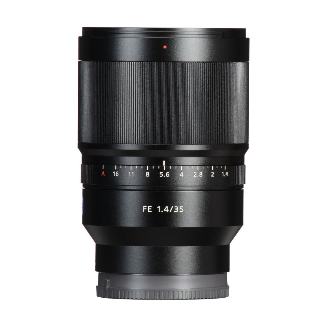Sony FE 35mm f/1.4 ZA Distagon Lens - side
