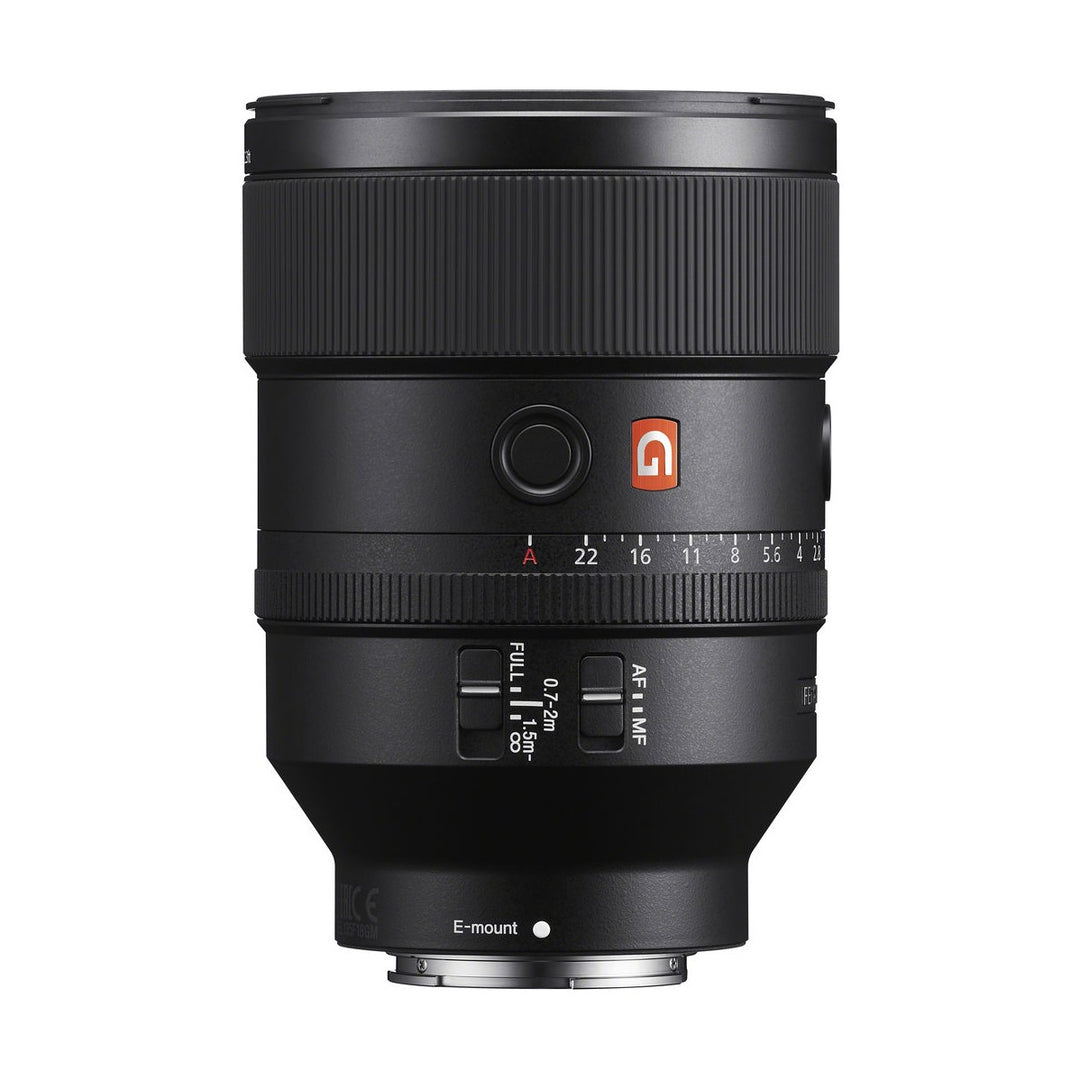 Sony FE 135mm f/1.8 GM Lens - side controls