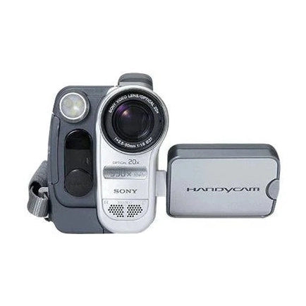 ClubCamera.com silver Sony DCR-TRV460 front shot with removed lens cover showing 20x optical zoom