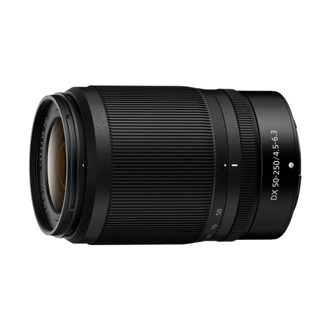 Side profile of NIKKOR Z DX 50-250mm telephoto lens for vlogging by ClubCamera.com
